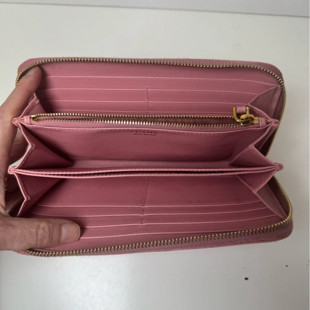 Prada pre owned